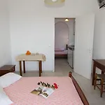 Apartman Vagos 2 *